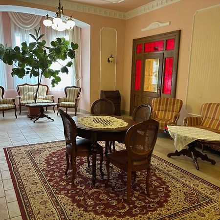Festetich Kastelyszallo Es Zsuzsanna Hotel Szeleste Zewnętrze zdjęcie