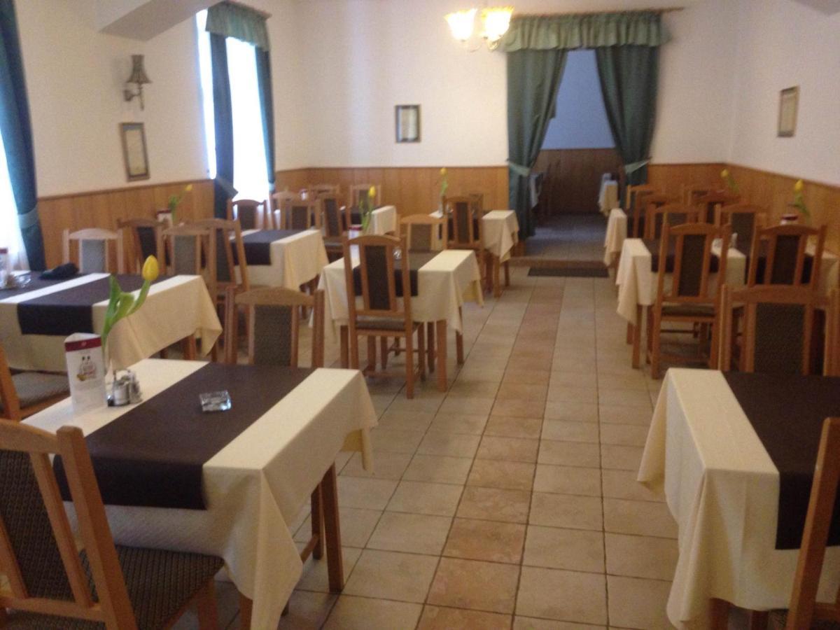 Festetich Kastelyszallo Es Zsuzsanna Hotel Szeleste Zewnętrze zdjęcie