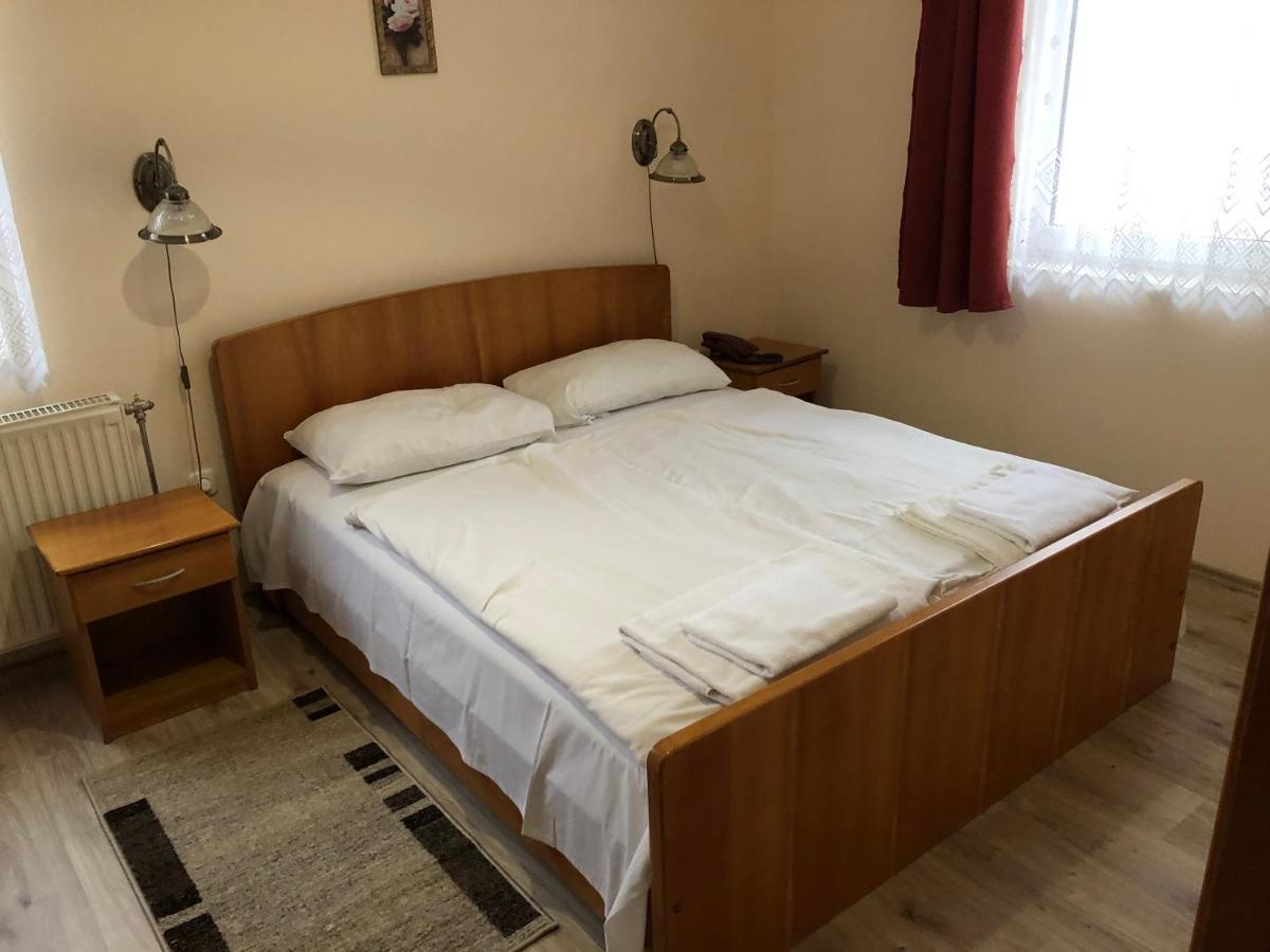 Festetich Kastelyszallo Es Zsuzsanna Hotel Szeleste Zewnętrze zdjęcie