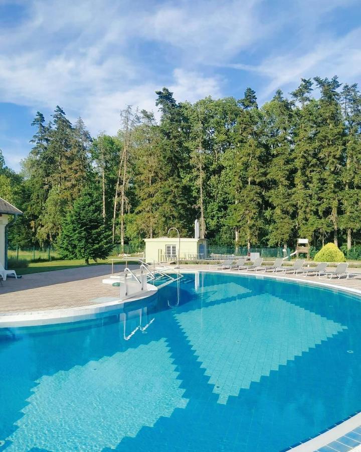 Festetich Kastelyszallo Es Zsuzsanna Hotel Szeleste Zewnętrze zdjęcie