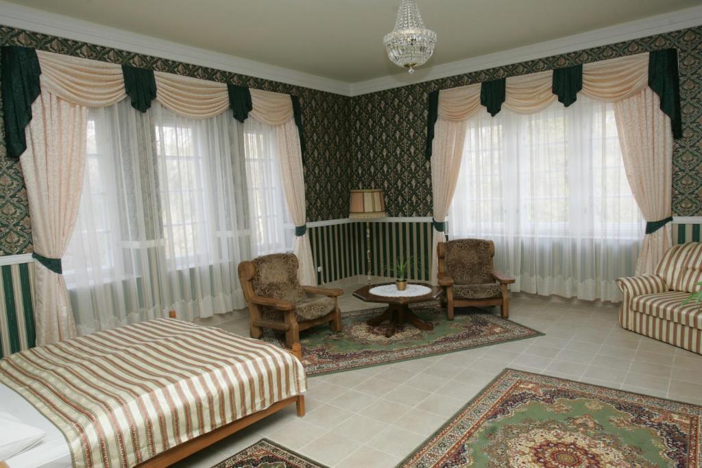 Festetich Kastelyszallo Es Zsuzsanna Hotel Szeleste Pokój zdjęcie
