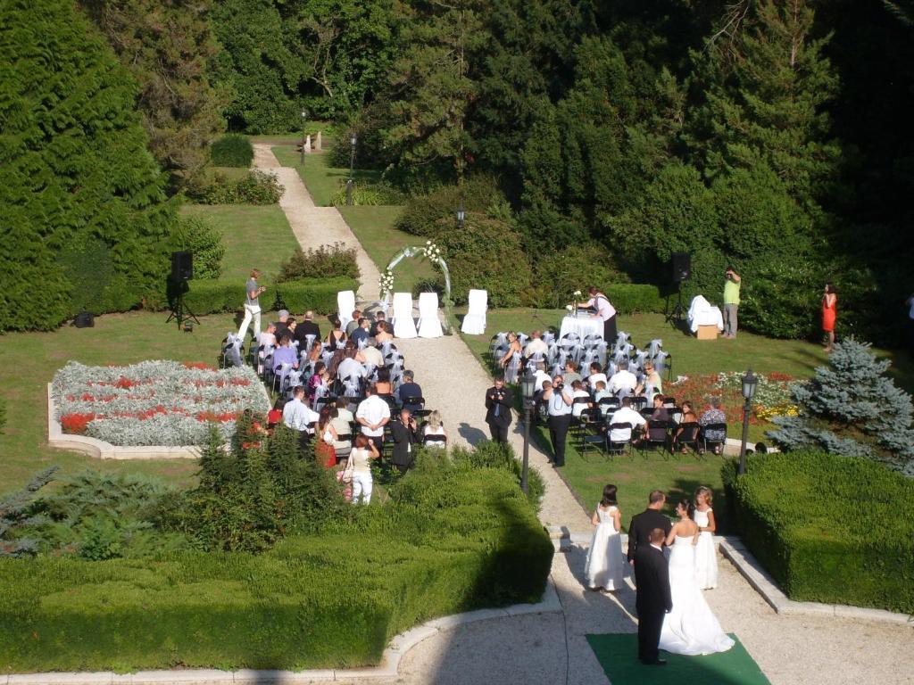 Festetich Kastelyszallo Es Zsuzsanna Hotel Szeleste Zewnętrze zdjęcie